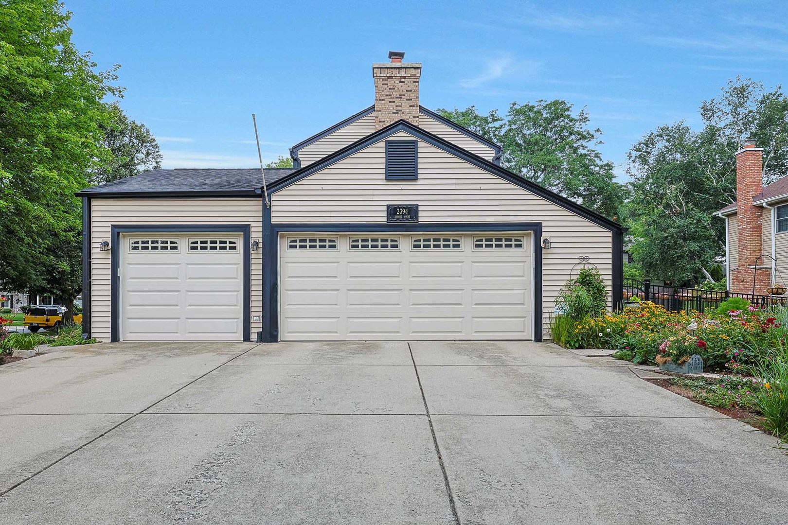 2394 Bayside Court, Lisle, IL 60532