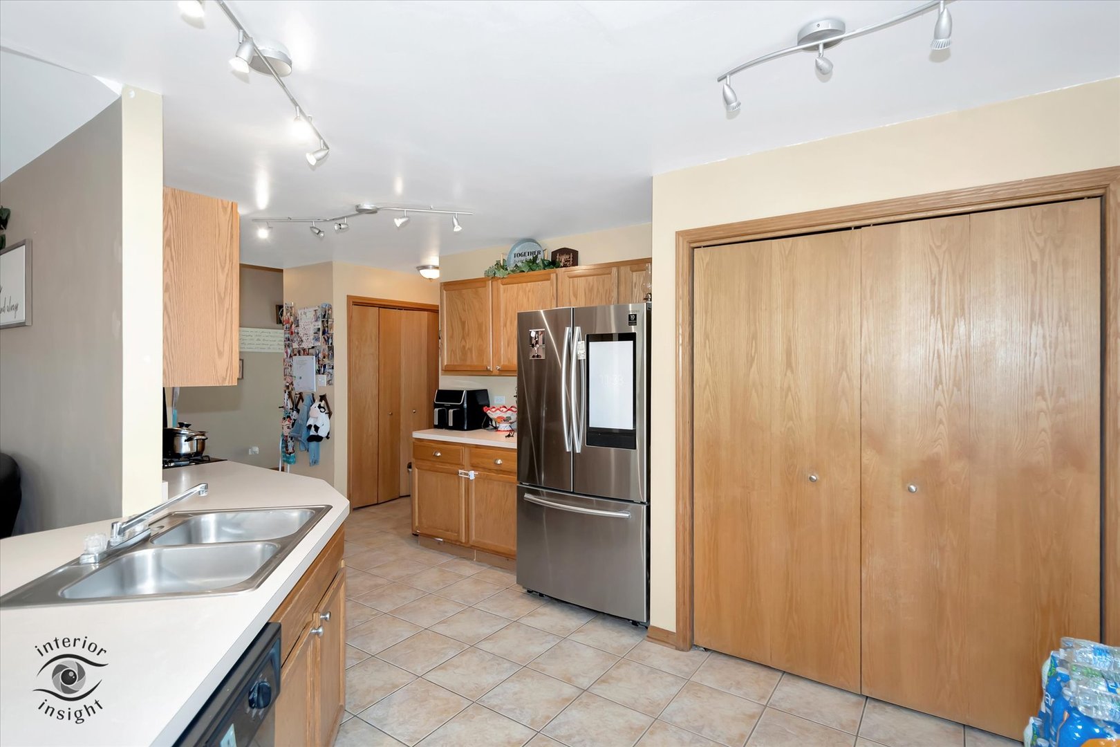 325 Hunters Drive, Beecher, IL 60401