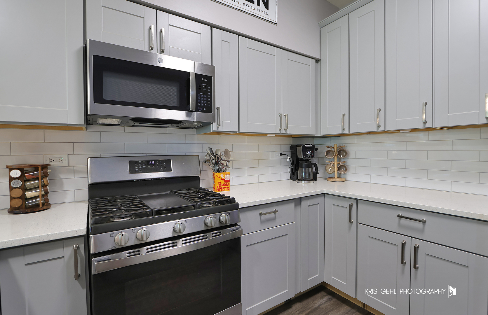 17904 W Braewick Road #17904, Gurnee, IL 60031