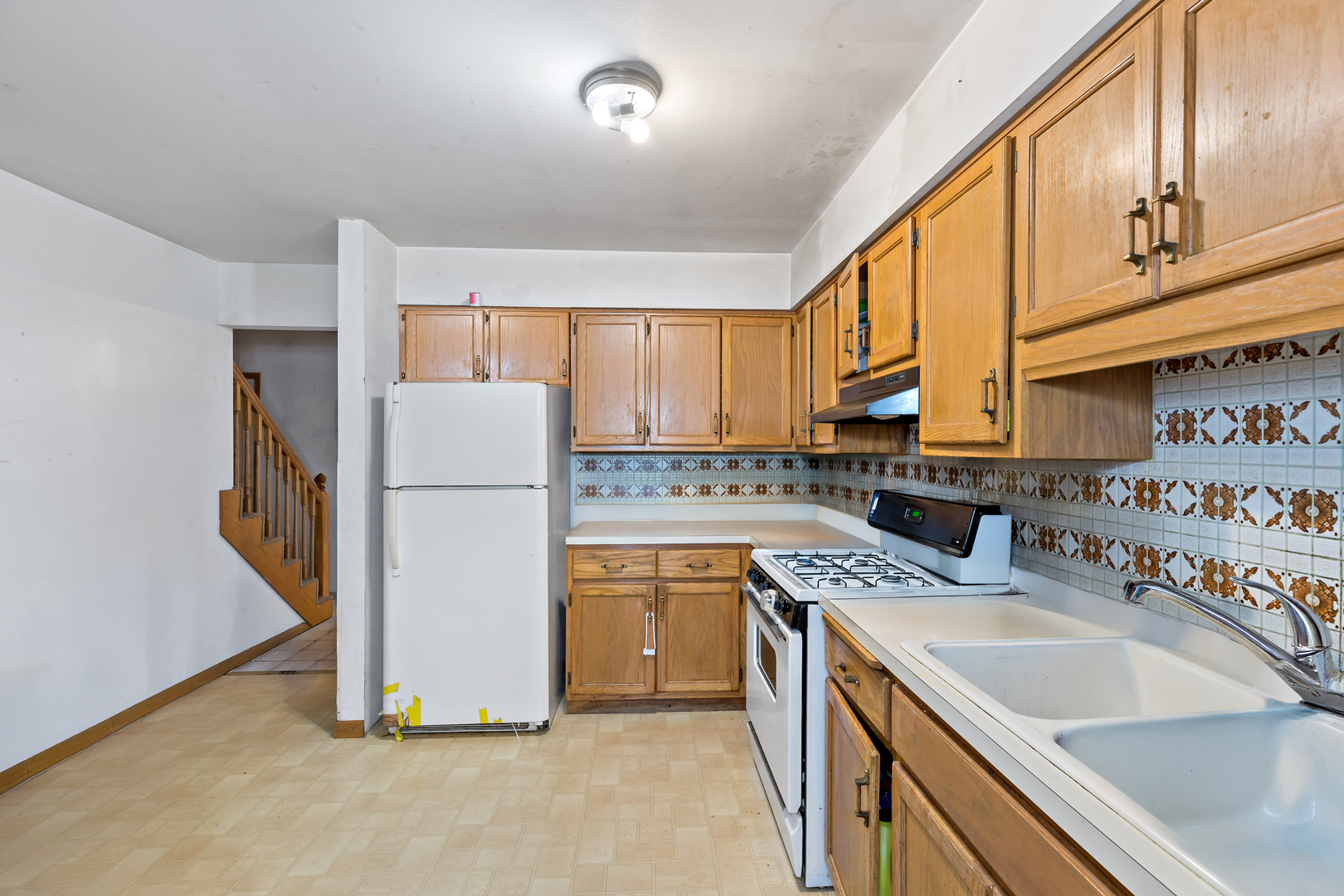 3042 Helfred Avenue, South Chicago Heights, IL 60411