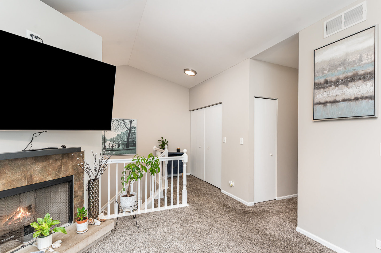 2901 Woodside Drive, Joliet, IL 60431