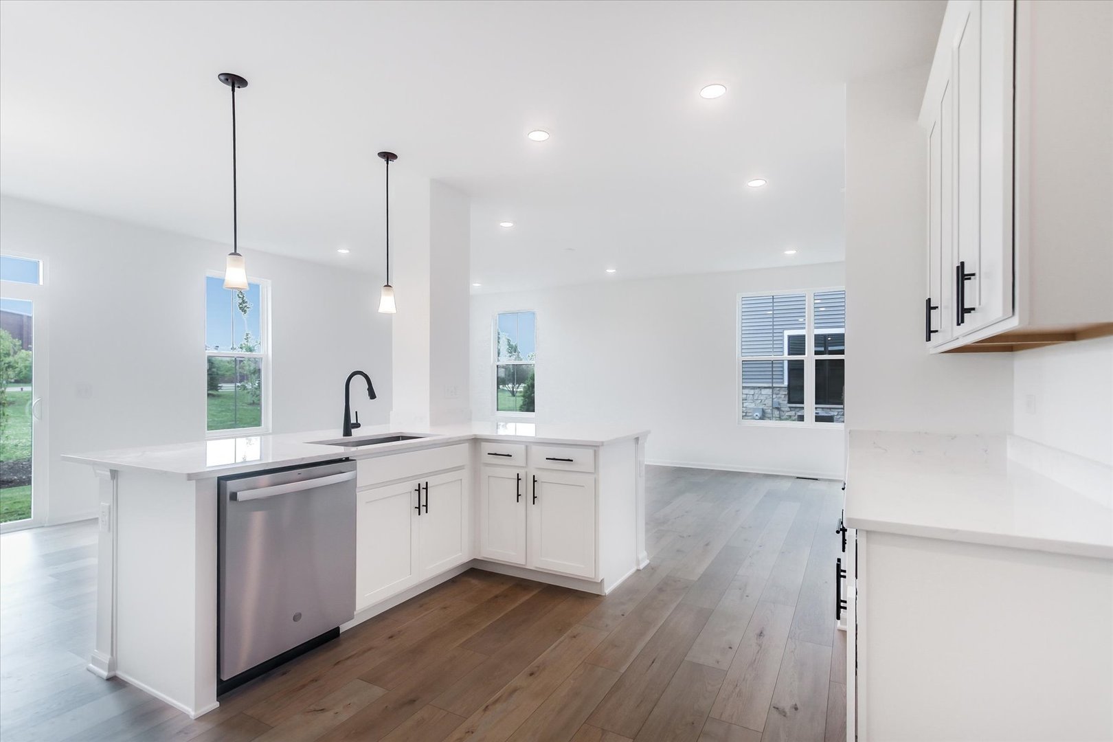 4320 Chelsea Manor Circle, Aurora, IL 60504