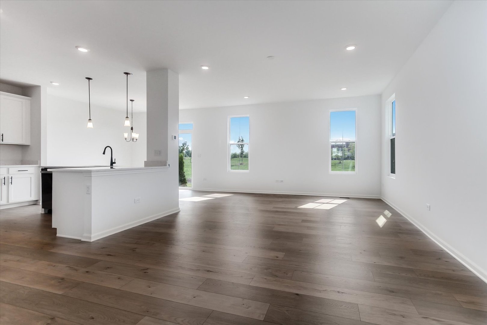 4320 Chelsea Manor Circle, Aurora, IL 60504