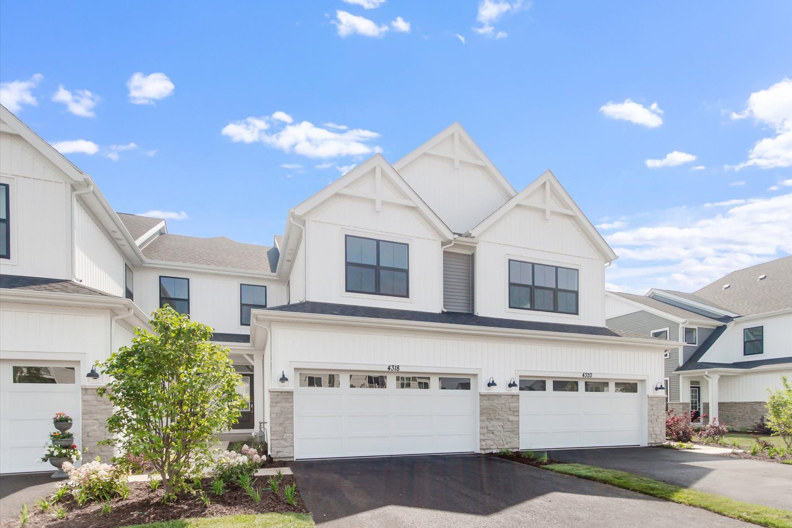 4318 Chelsea Manor Circle, Aurora, IL 60504