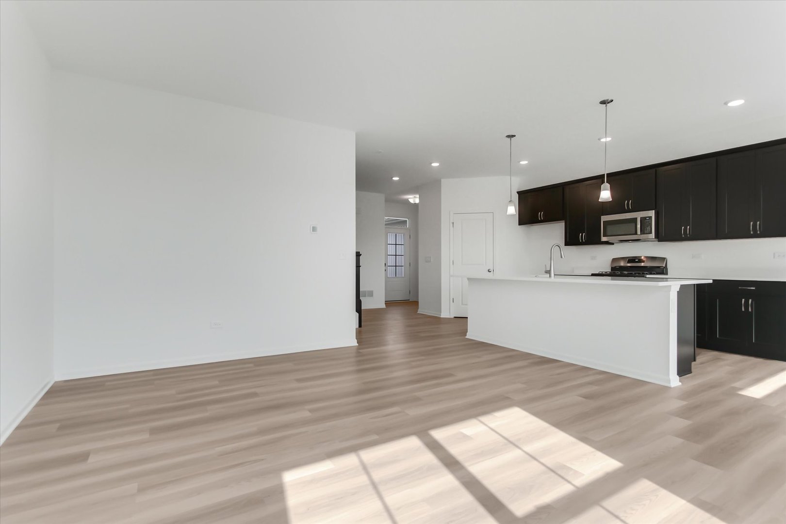 4318 Chelsea Manor Circle, Aurora, IL 60504