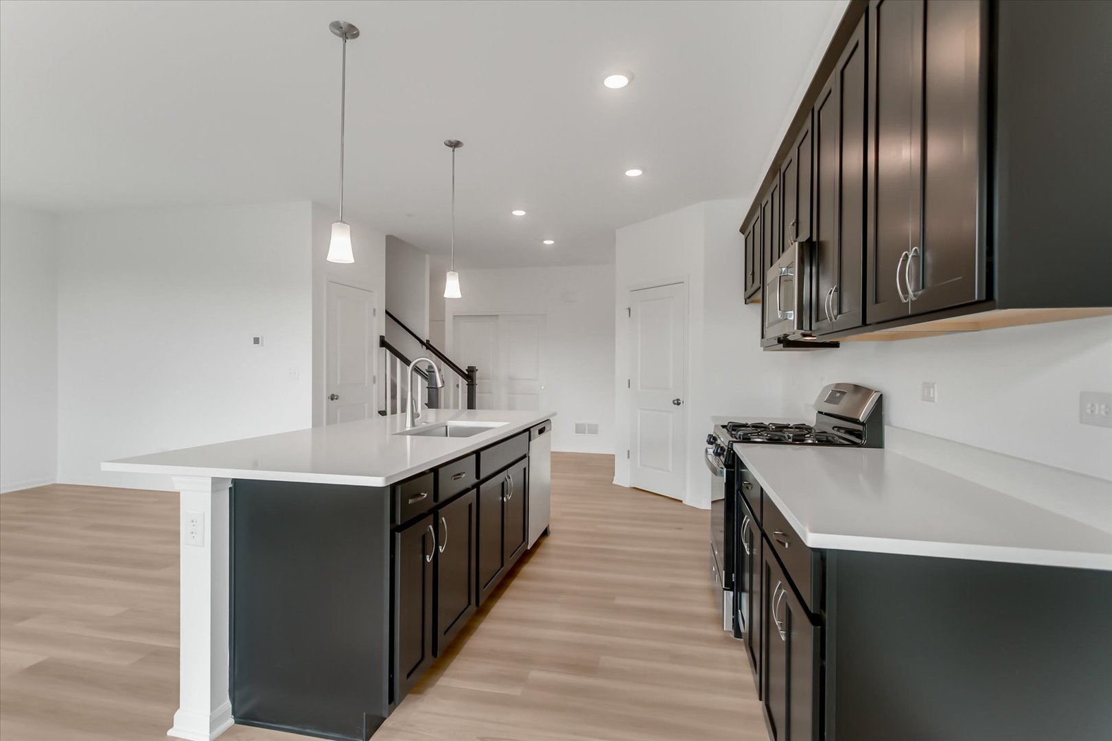 4318 Chelsea Manor Circle, Aurora, IL 60504