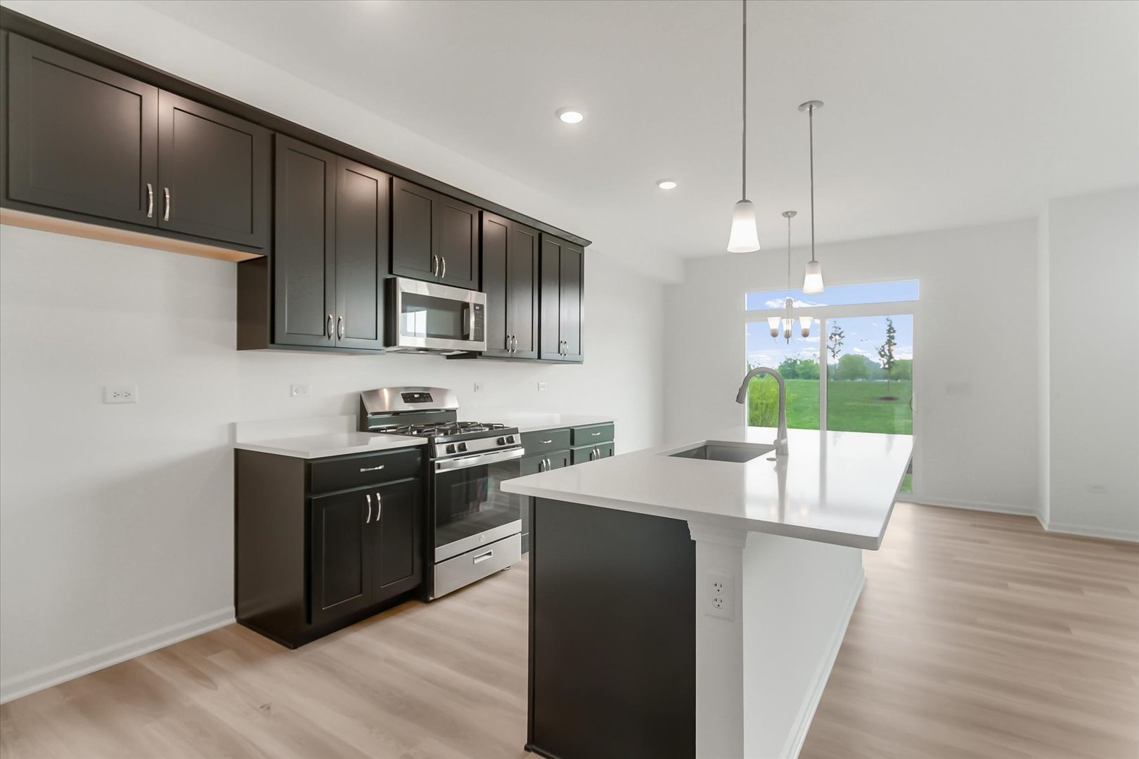 4318 Chelsea Manor Circle, Aurora, IL 60504