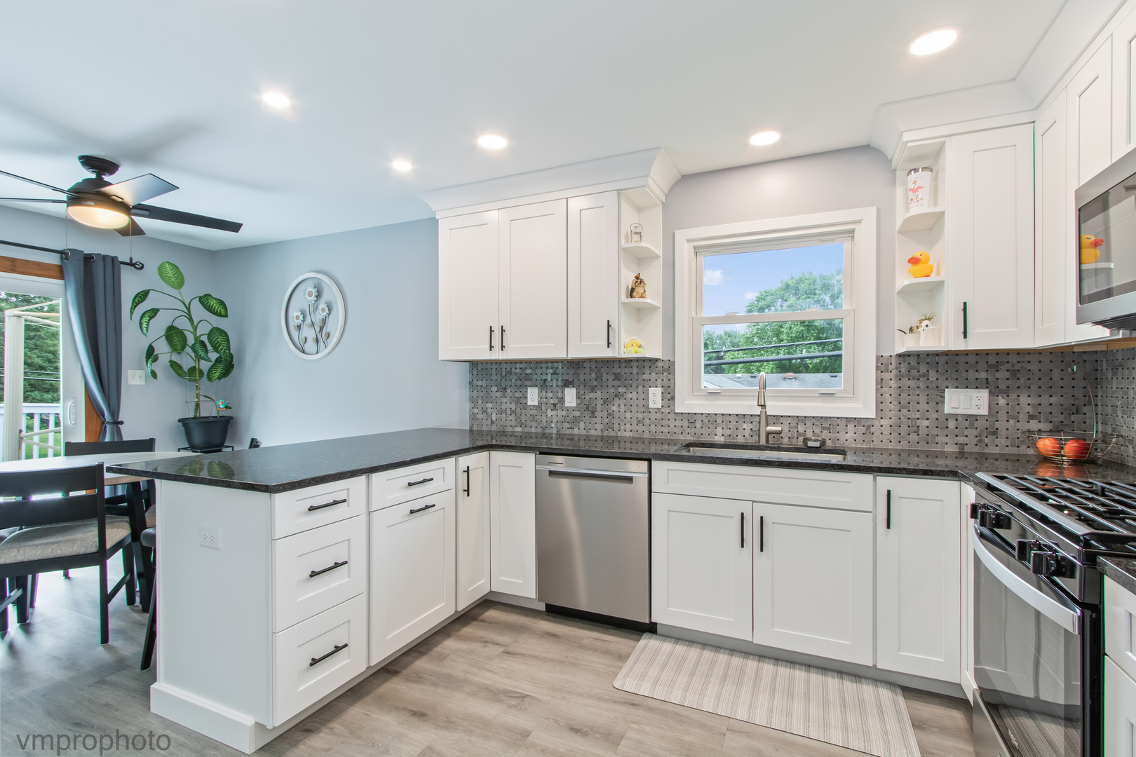4402 Elmleaf Drive, McHenry, IL 60051