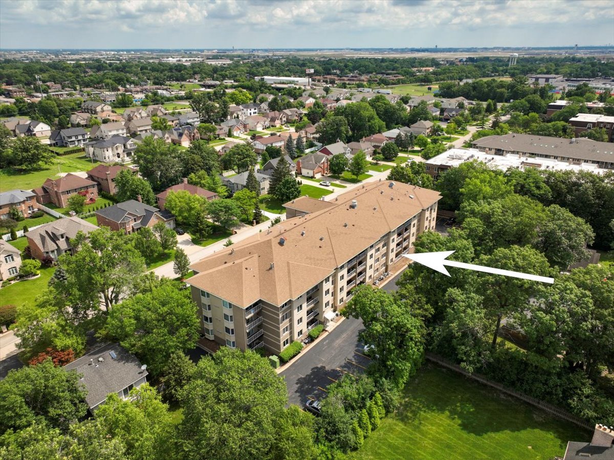 440 E Montrose Avenue #106, Wood Dale, IL 60191