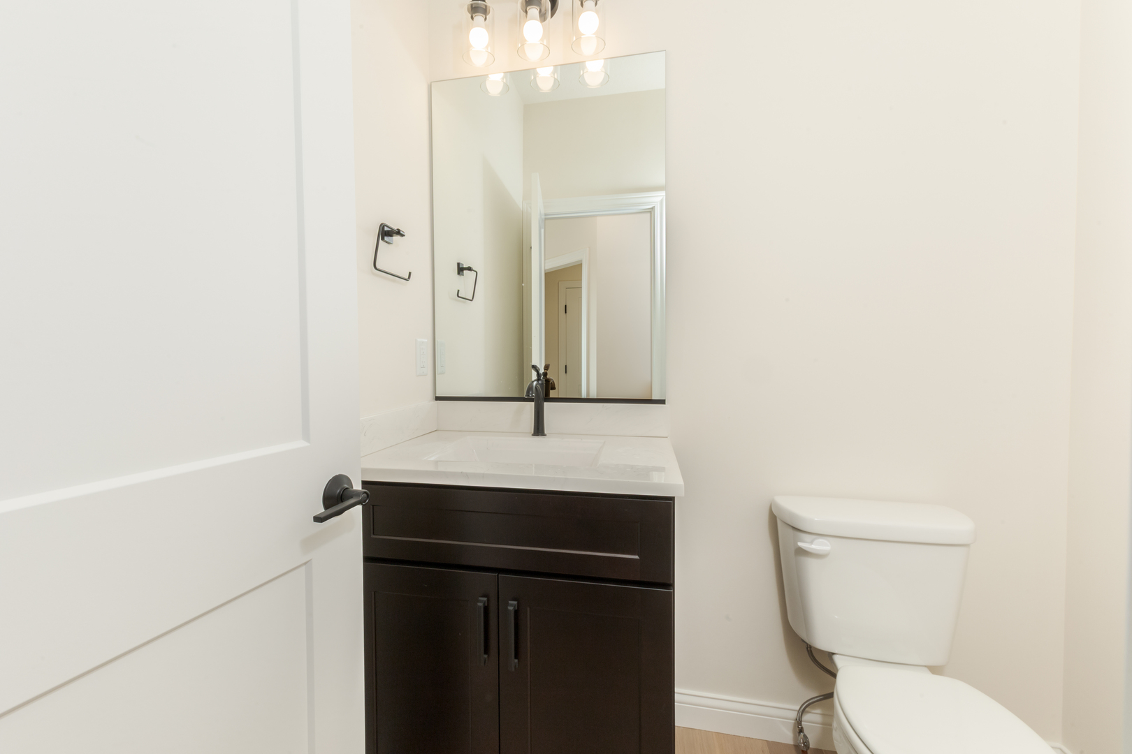 1313 Woodbine Road, Bloomington, IL 61704