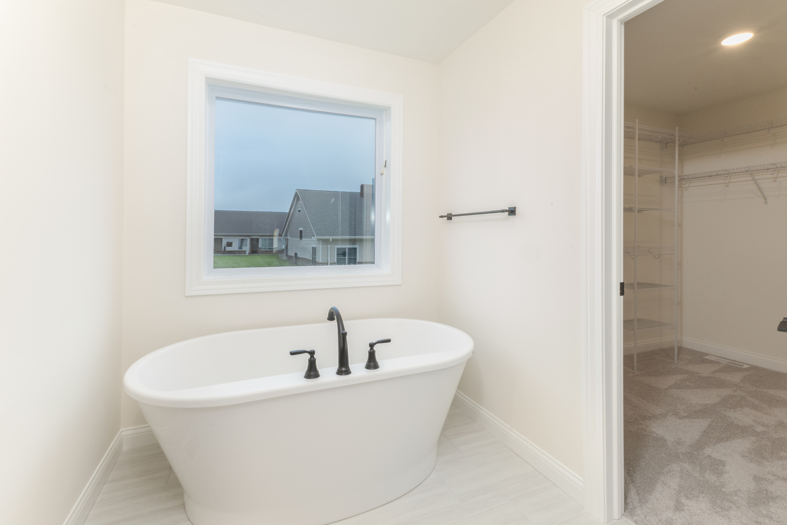 1313 Woodbine Road, Bloomington, IL 61704