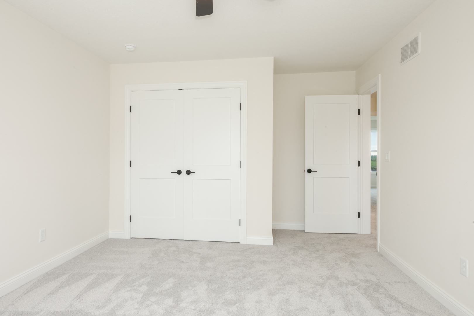 1313 Woodbine Road, Bloomington, IL 61704