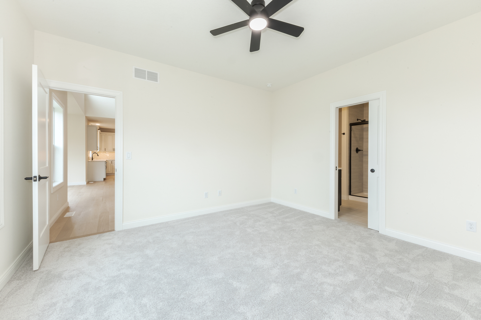 1313 Woodbine Road, Bloomington, IL 61704