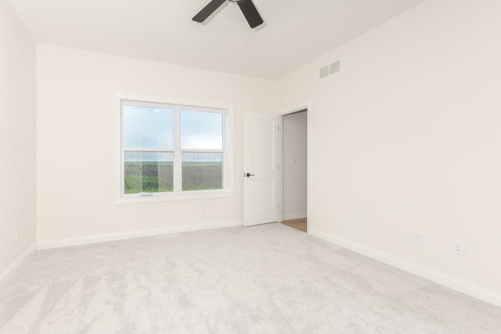 1313 Woodbine Road, Bloomington, IL 61704