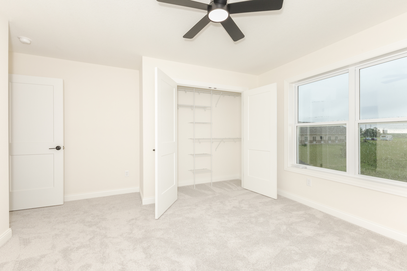 1313 Woodbine Road, Bloomington, IL 61704