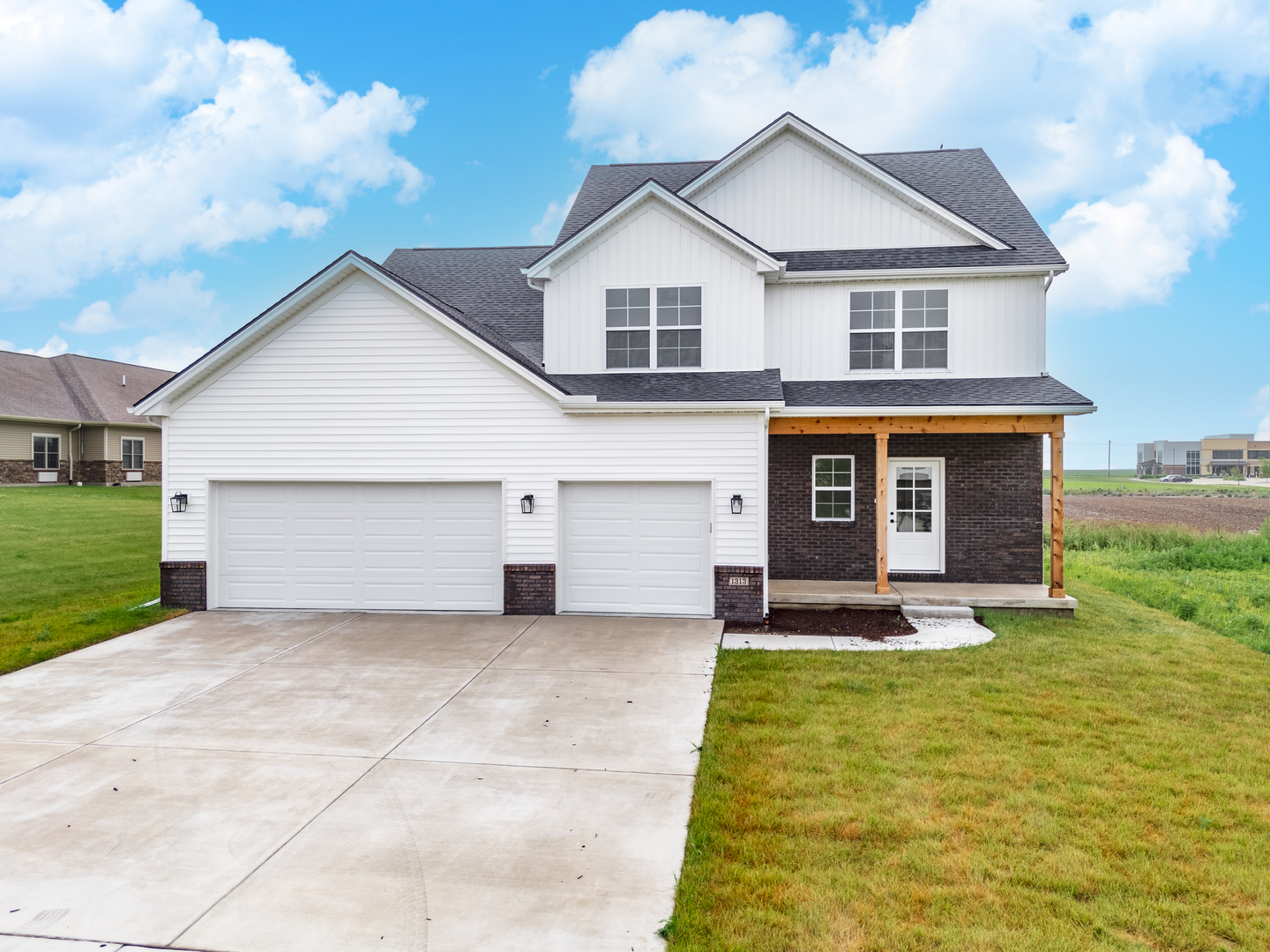 1313 Woodbine Road, Bloomington, IL 61704