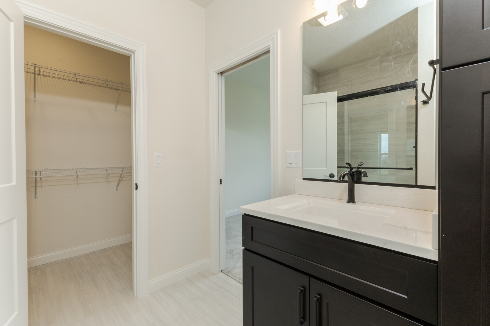 1313 Woodbine Road, Bloomington, IL 61704