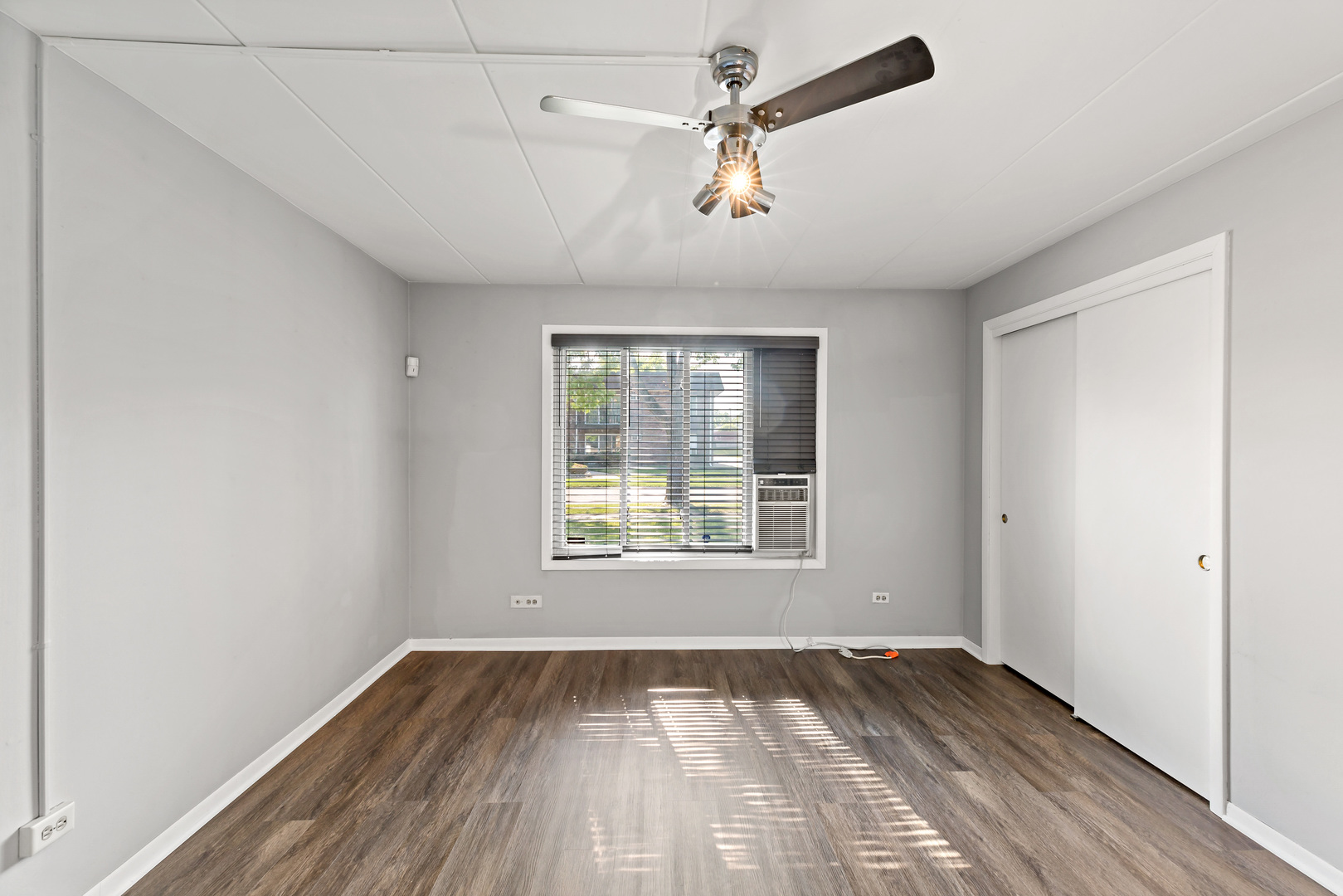 18205 Hart Drive #1A, Homewood, IL 60430