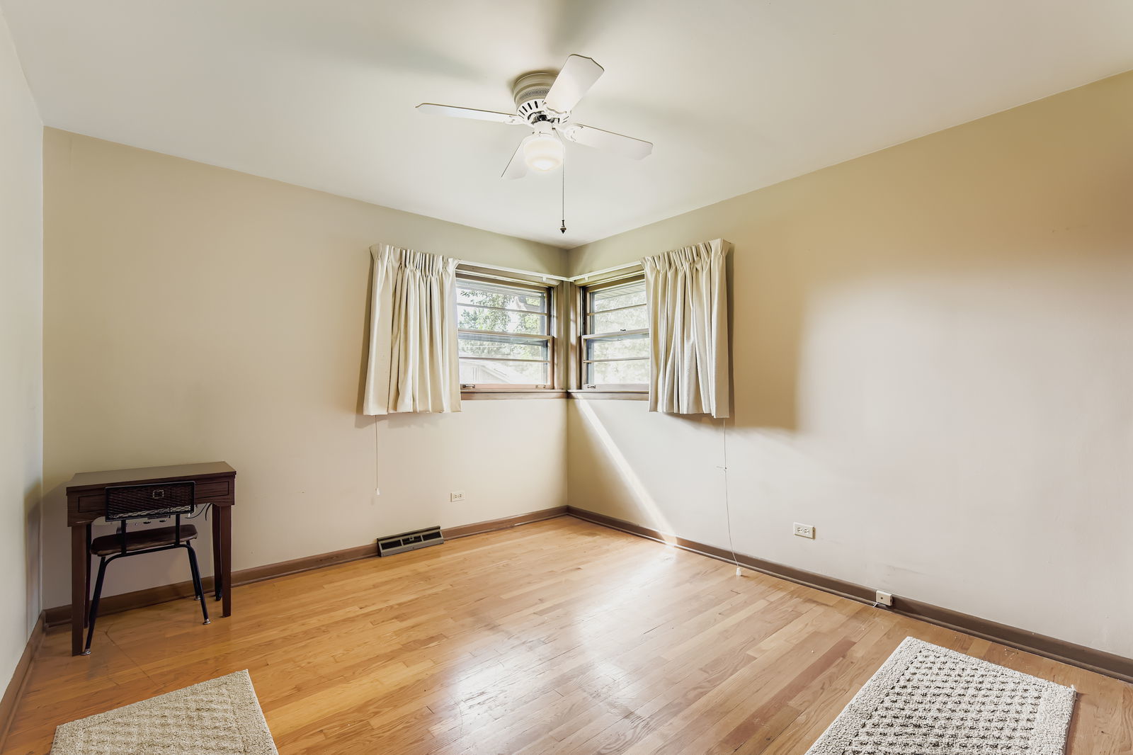 5549 W 83rd Place, Burbank, IL 60459