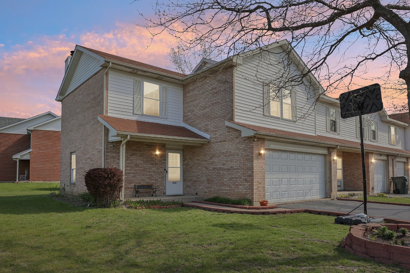 1537 Anderson Trail, Zion, IL 60099