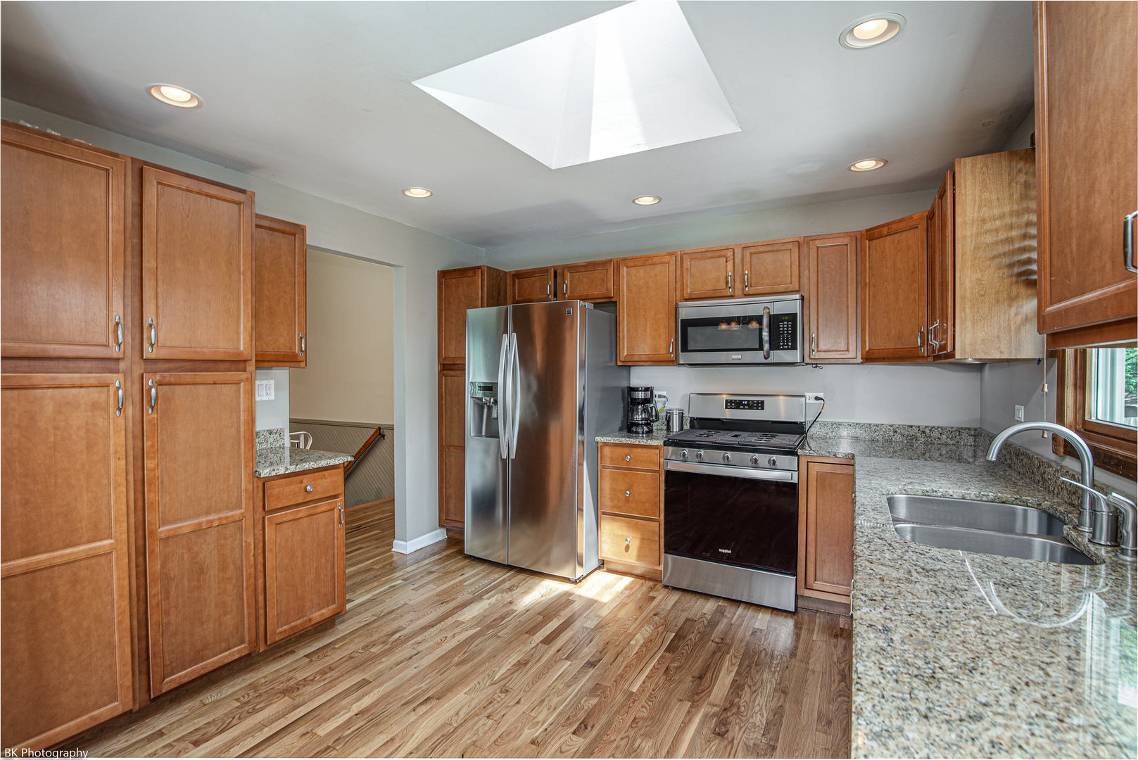 14749 Sunset Court, Oak Forest, IL 60452