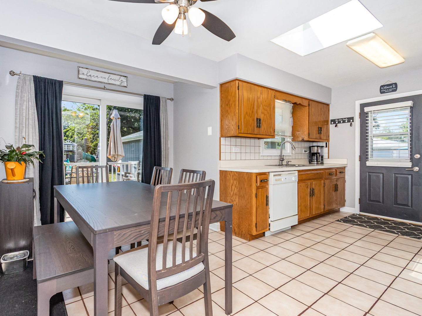 1901 Cecily Drive, Joliet, IL 60435