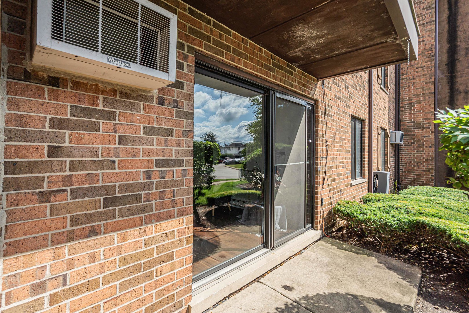 605 N Briar Hill Lane #2, Addison, IL 60101
