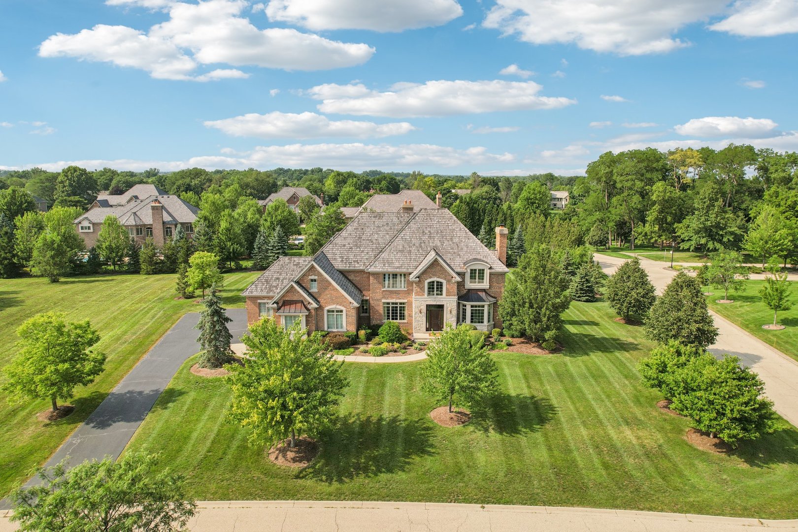 21070 W SUMMERFIELD Court, Kildeer, IL 60047