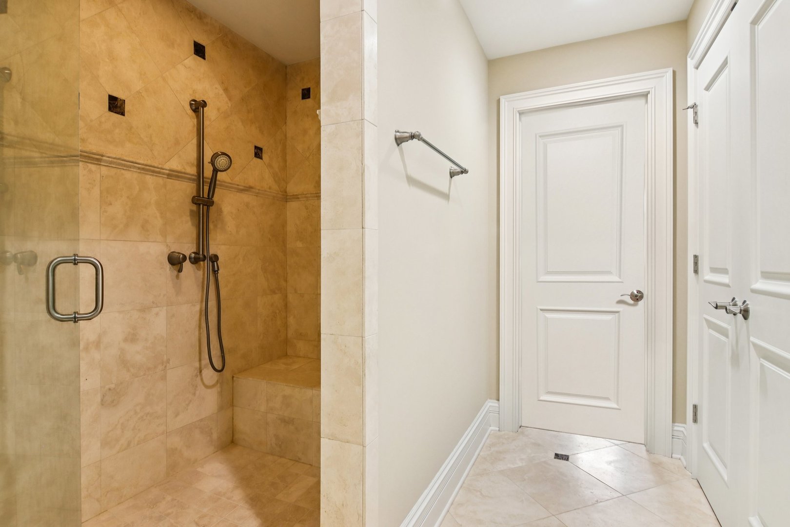 21070 W SUMMERFIELD Court, Kildeer, IL 60047