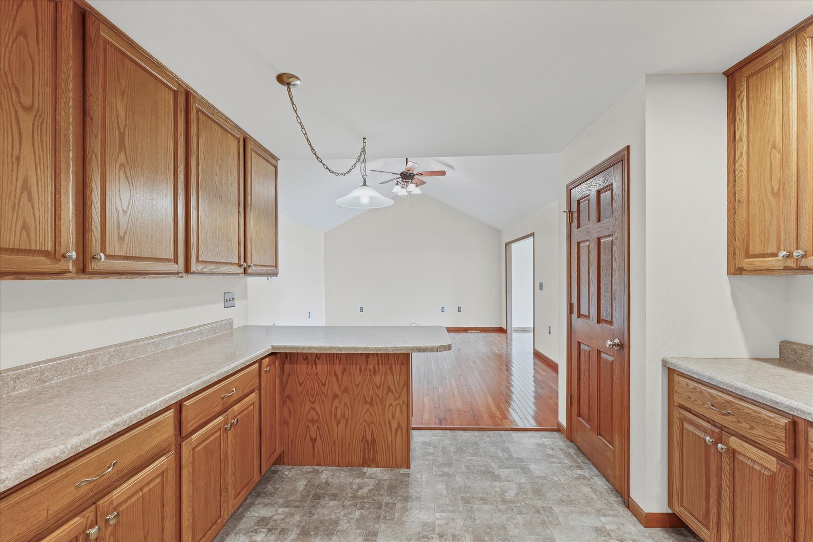 1255 George Rock Drive #1255, Farmer City, IL 61842