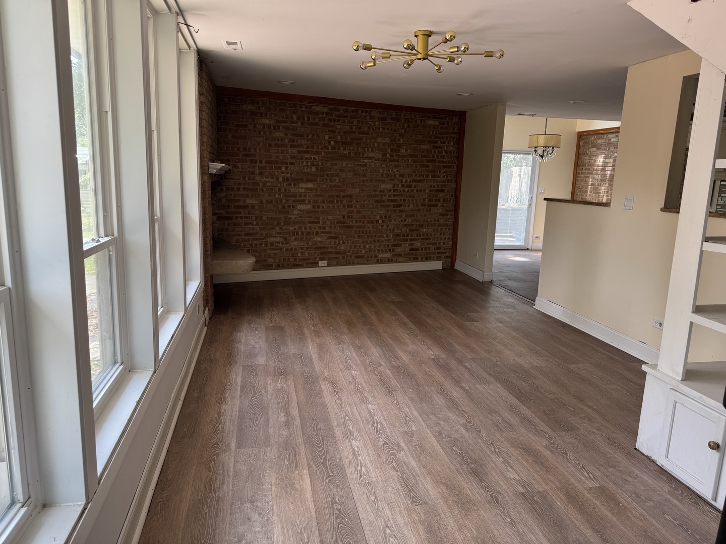 18522 Western Avenue, Homewood, IL 60430