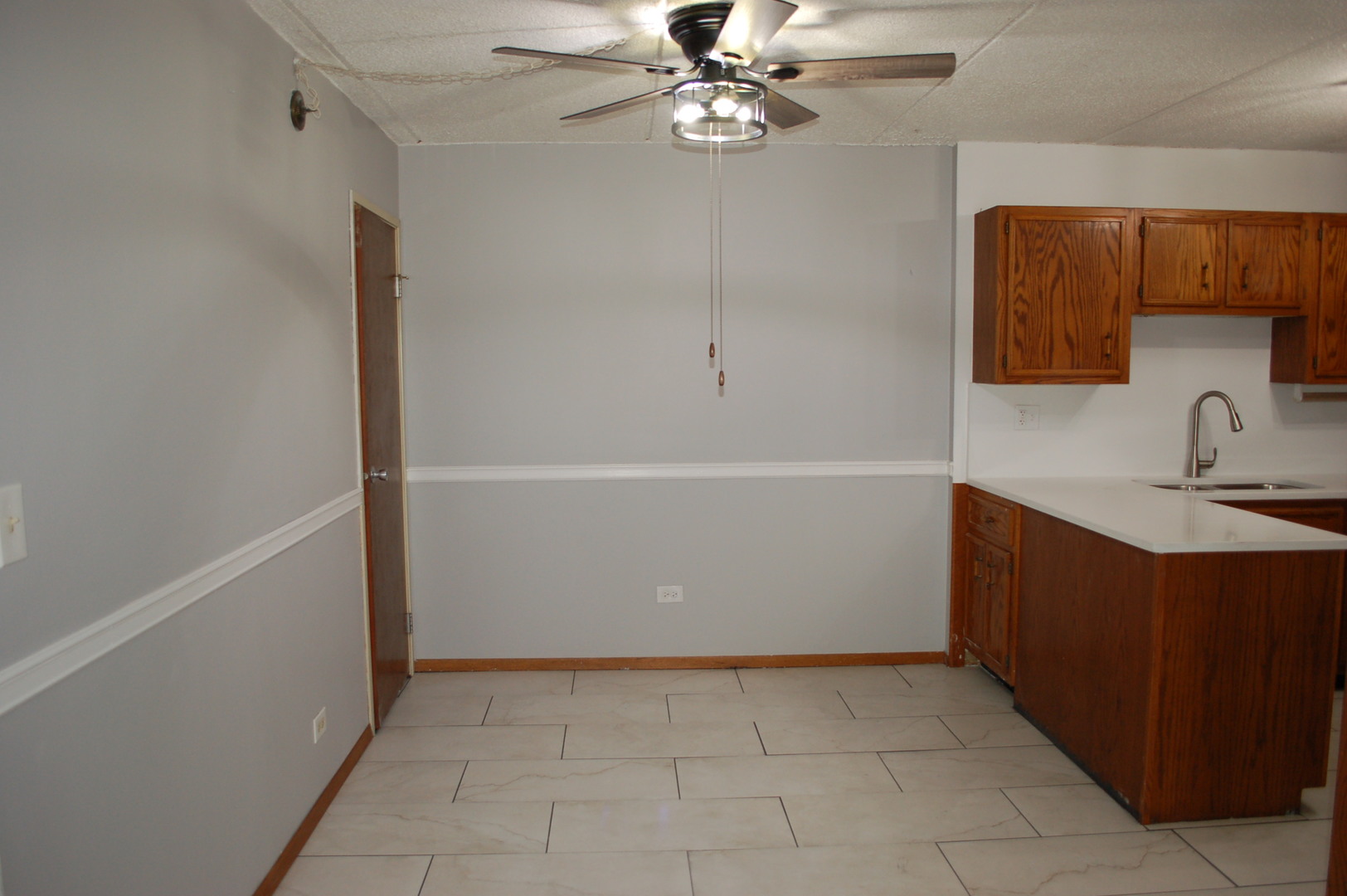 5S070 PEBBLEWOOD Lane #G-7, Naperville, IL 60563