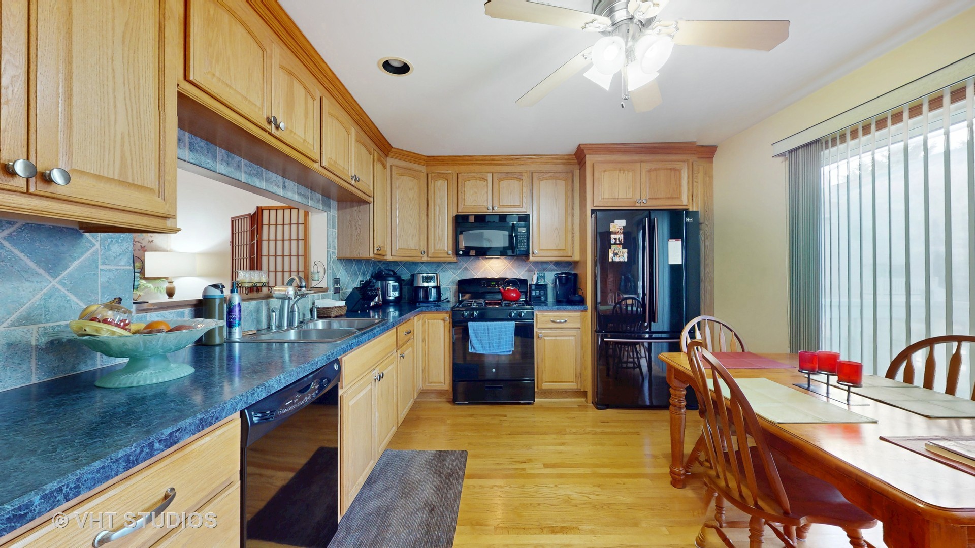 2834 Shelly Lane, Aurora, IL 60504
