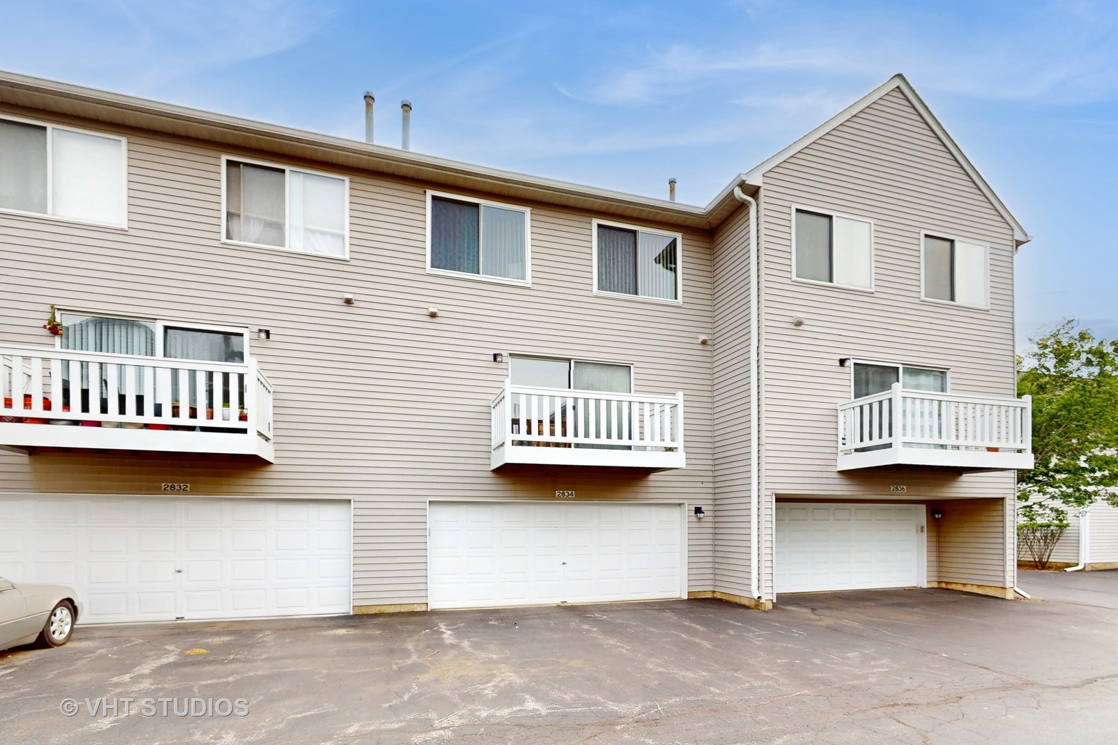 2834 Shelly Lane, Aurora, IL 60504