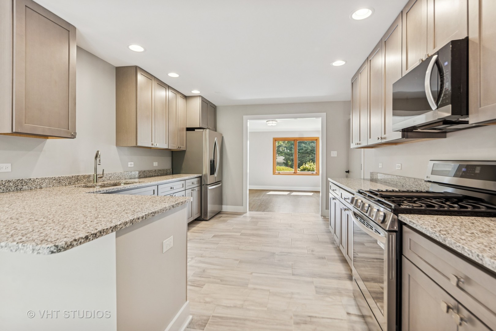 6411 Pontiac Drive, Indian Head Park, IL 60525