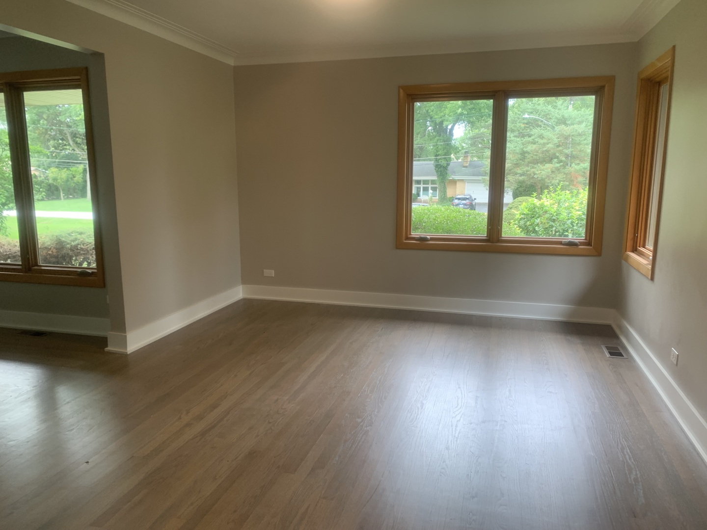 6411 Pontiac Drive, Indian Head Park, IL 60525