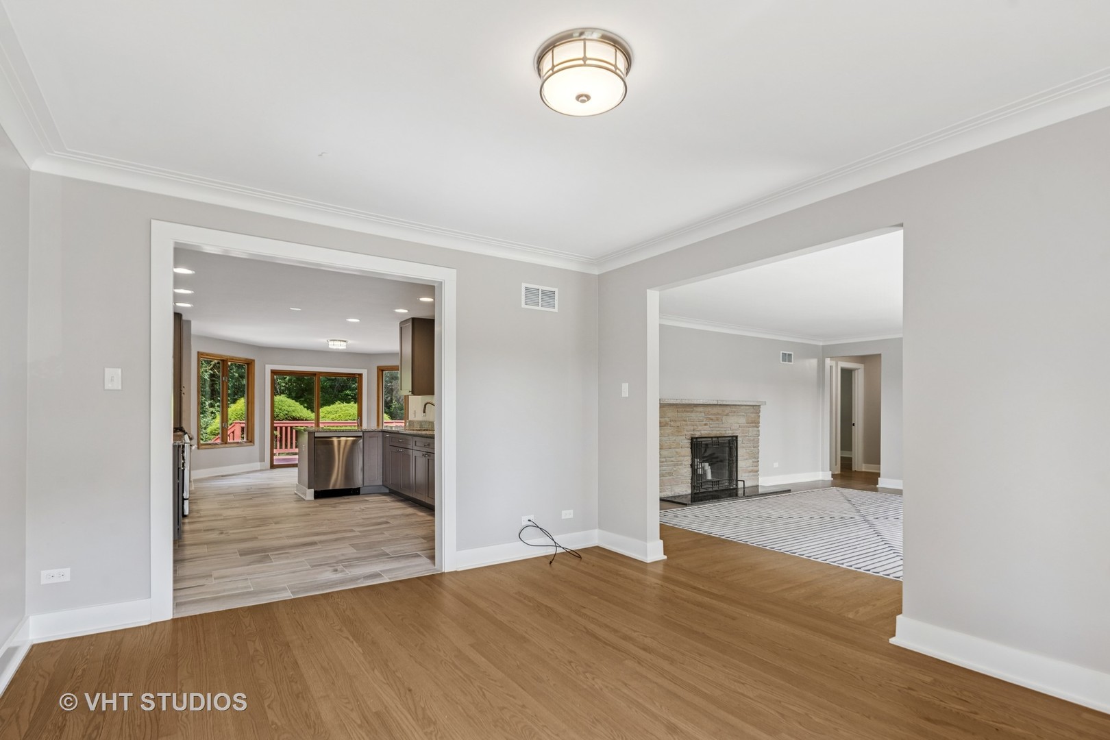 6411 Pontiac Drive, Indian Head Park, IL 60525