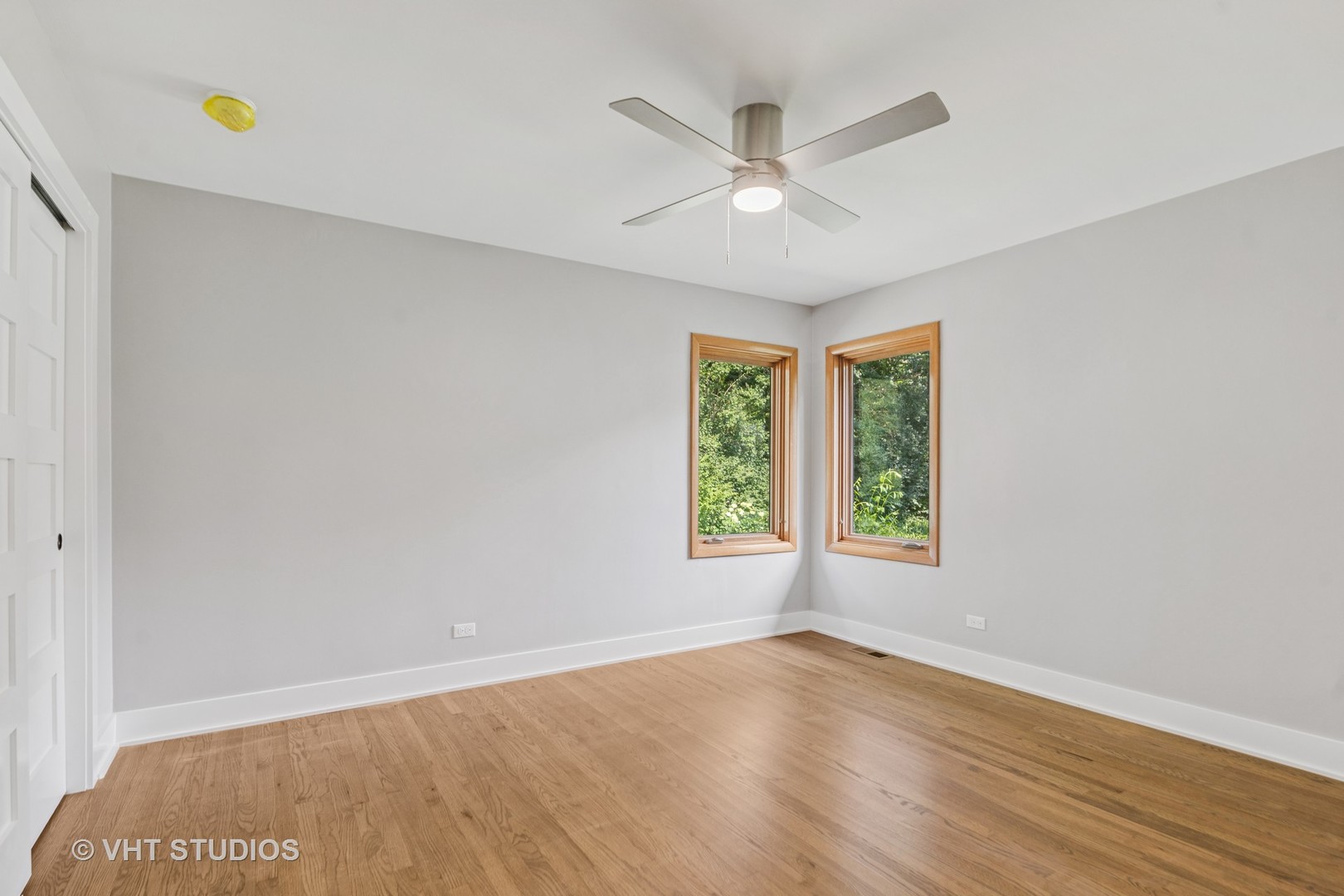6411 Pontiac Drive, Indian Head Park, IL 60525