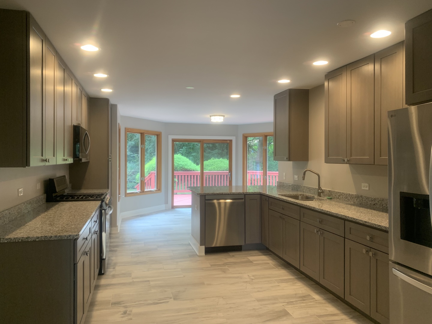 6411 Pontiac Drive, Indian Head Park, IL 60525