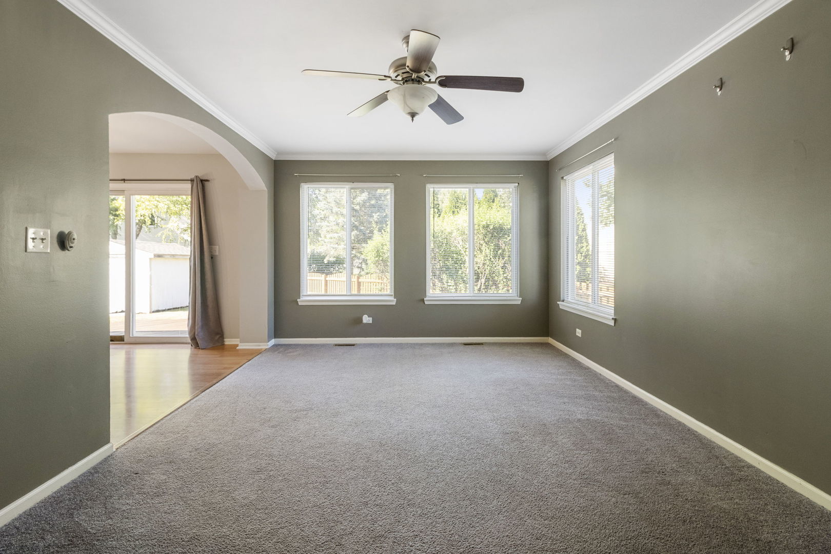 106 Brookhaven Court, Sugar Grove, IL 60554