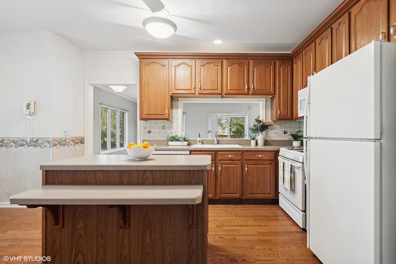 122 Santa Fe Lane, Willow Springs, IL 60480