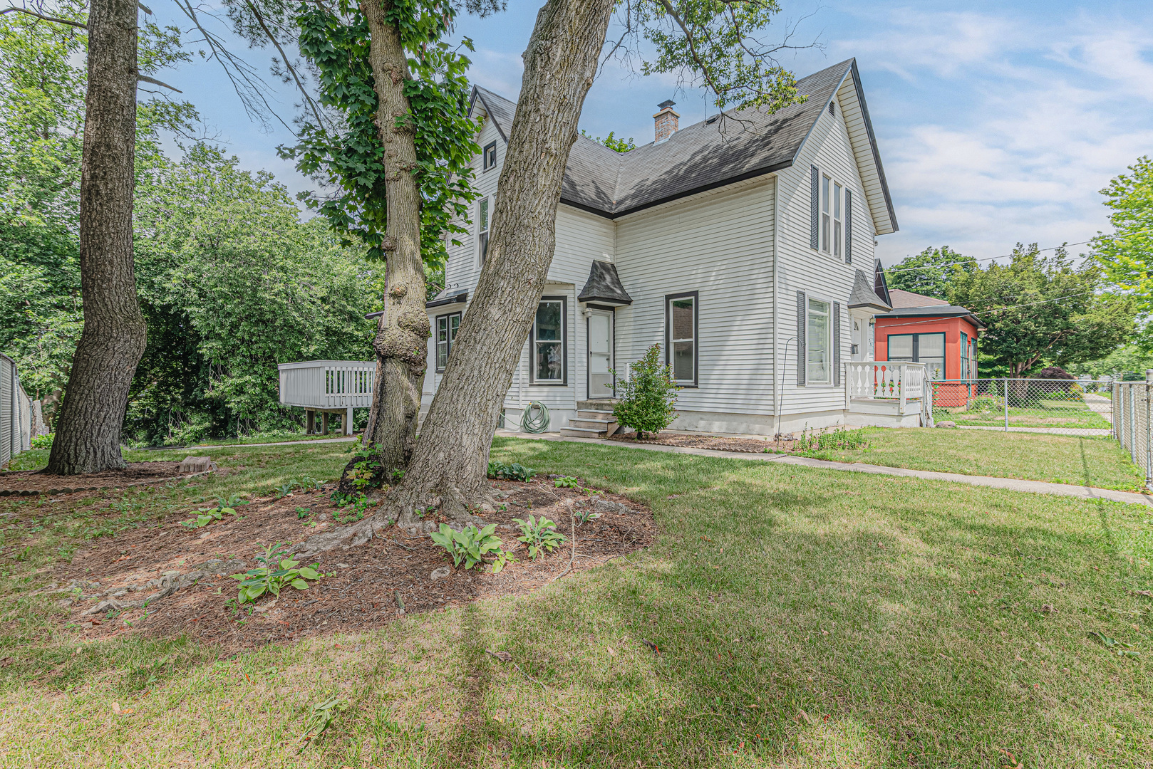 538 RAYMOND Street, Elgin, IL 60120