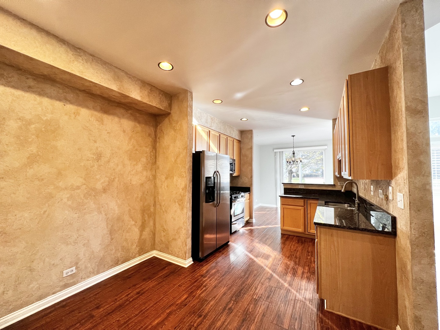 2936 Kentshire Circle, Naperville, IL 60564