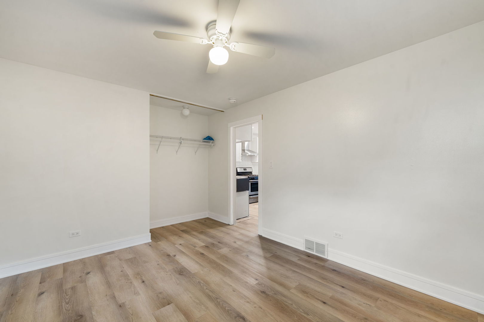 5146 Michigan Avenue, Schiller Park, IL 60176