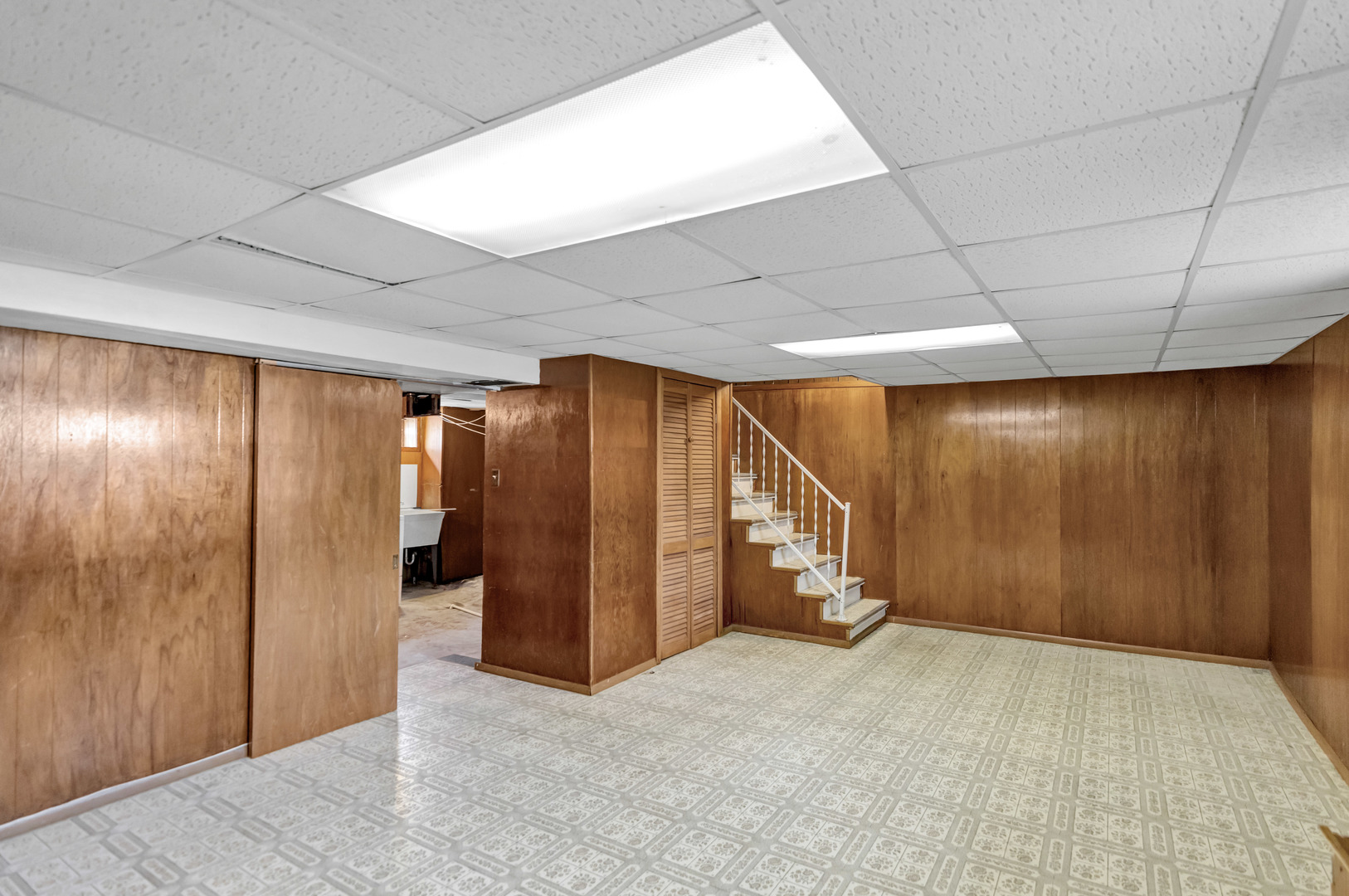 1968 S Chestnut Street #1968, Des Plaines, IL 60018