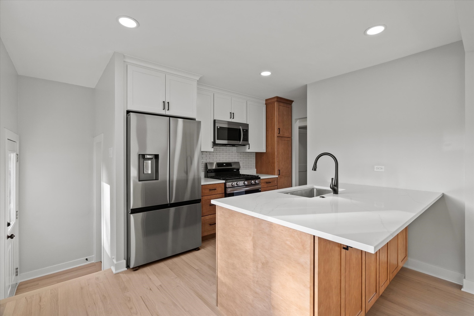 406 N Yale Avenue, Arlington Heights, IL 60005