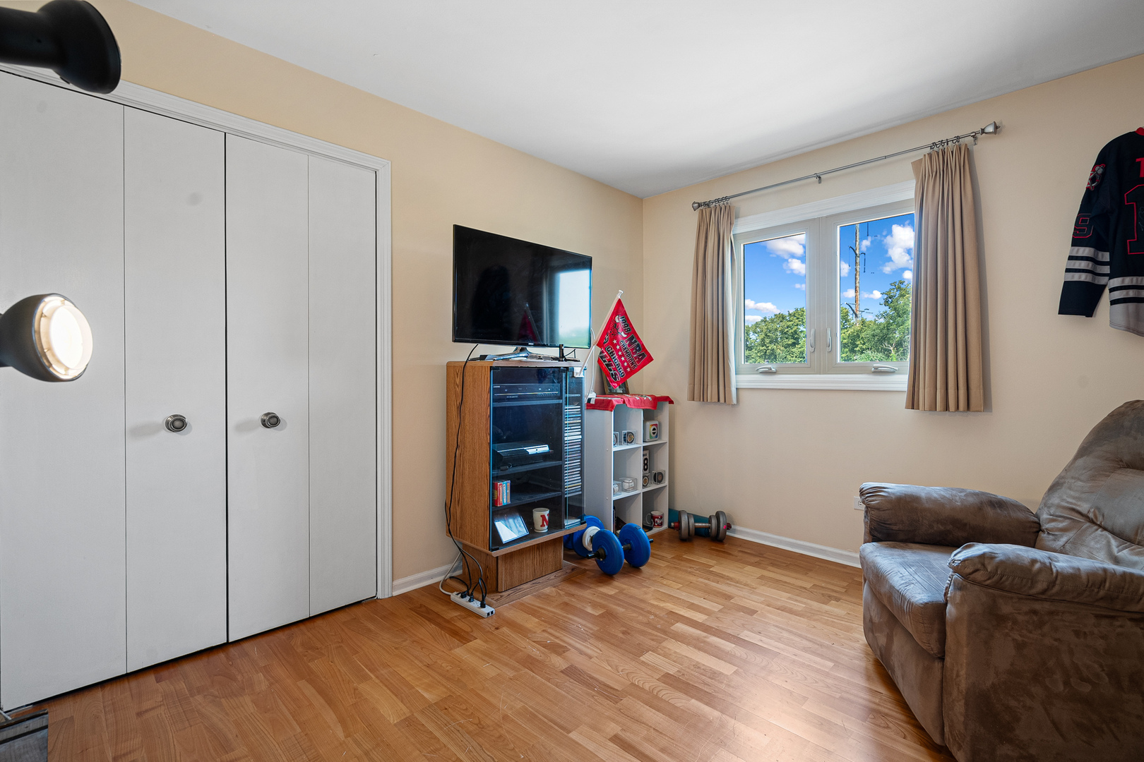 8996 Archer Avenue #2D, Willow Springs, IL 60480
