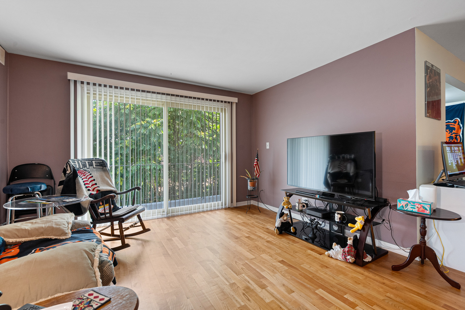 8996 Archer Avenue #2D, Willow Springs, IL 60480
