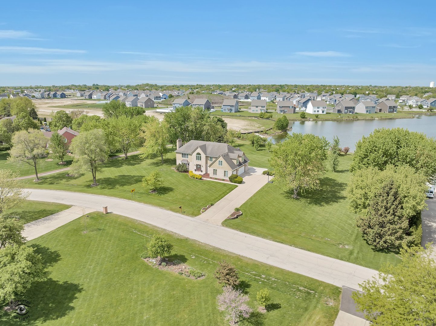 17628 S Williamsburg Drive, Plainfield, IL 60586