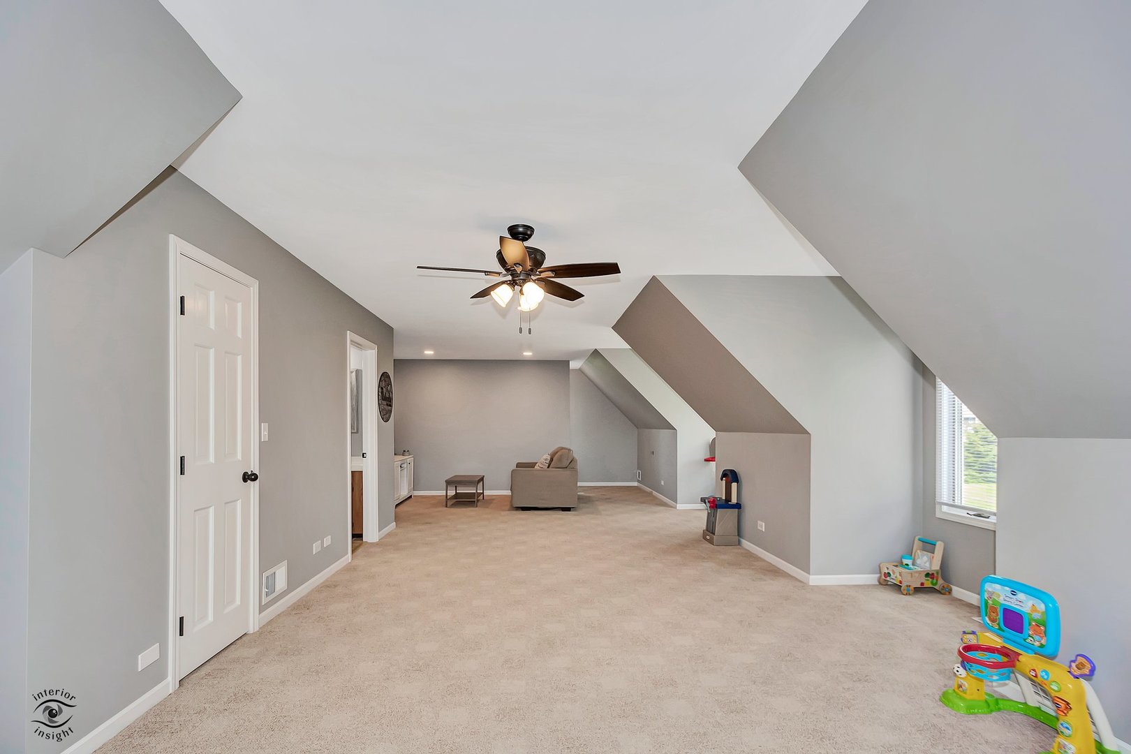 17628 S Williamsburg Drive, Plainfield, IL 60586